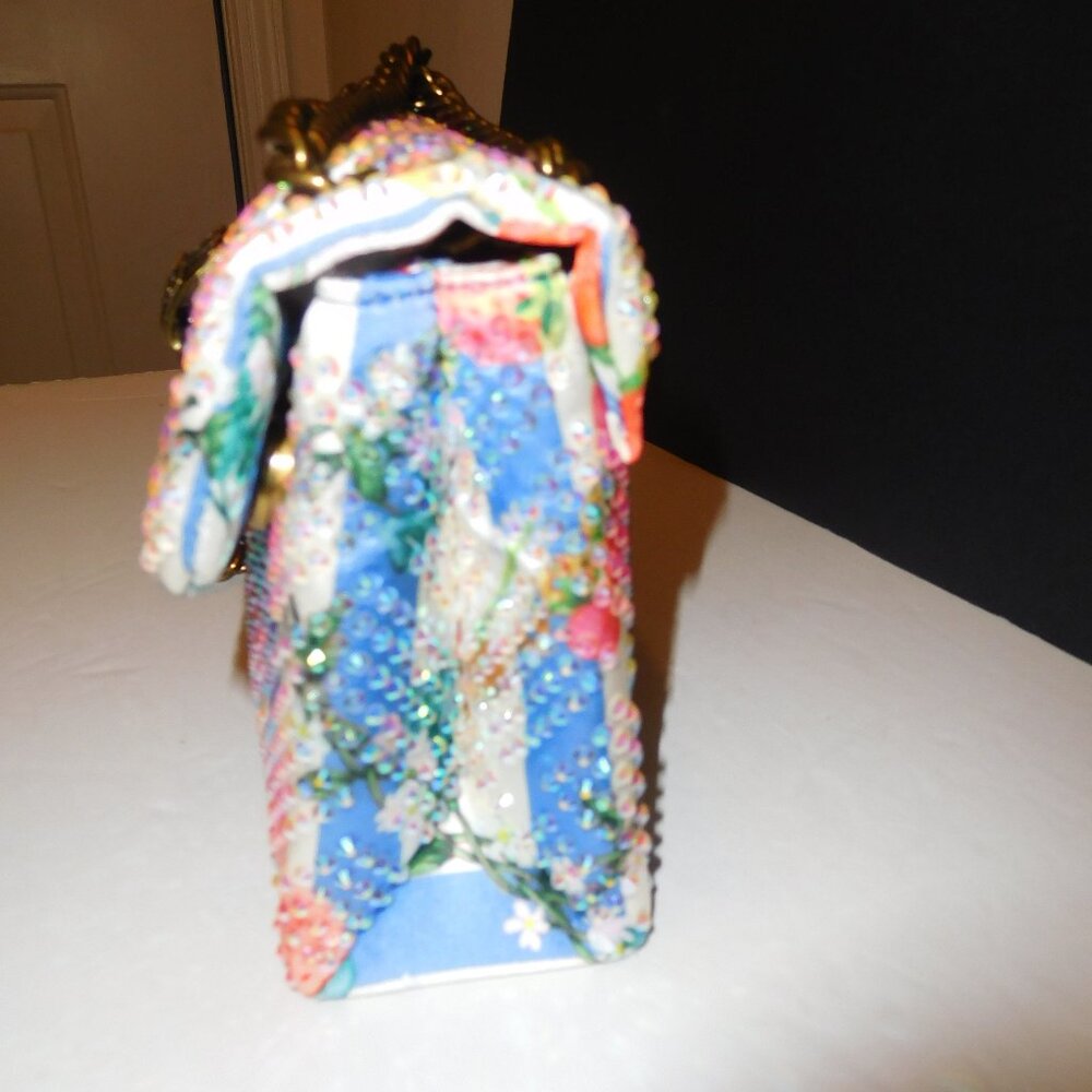 Kurt Geiger Mini Kensington Blue/Pink Fabric W/Crystal Embellished Crossbody NWT - Picture 4 of 9